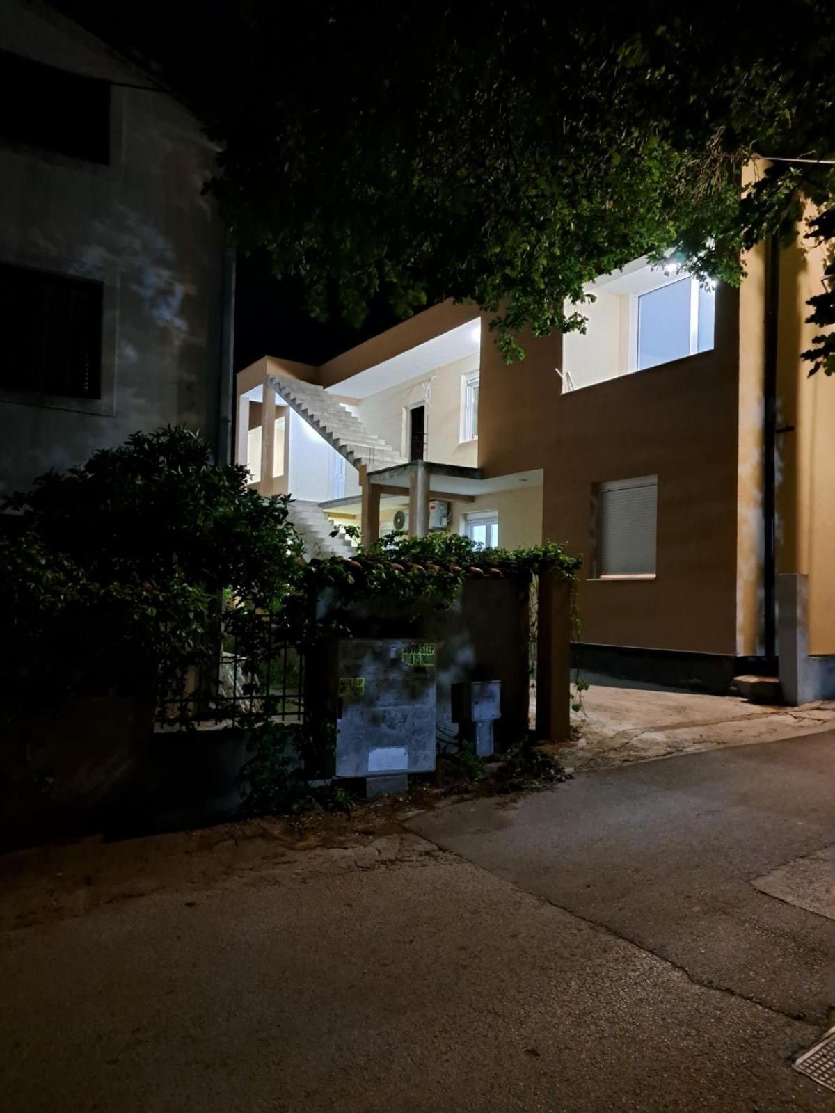 Apartment Apartmant Sofranac Budva